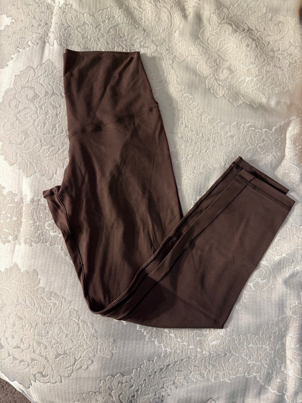 High-Waist Brown Leggings - Smooth Stretch Fit